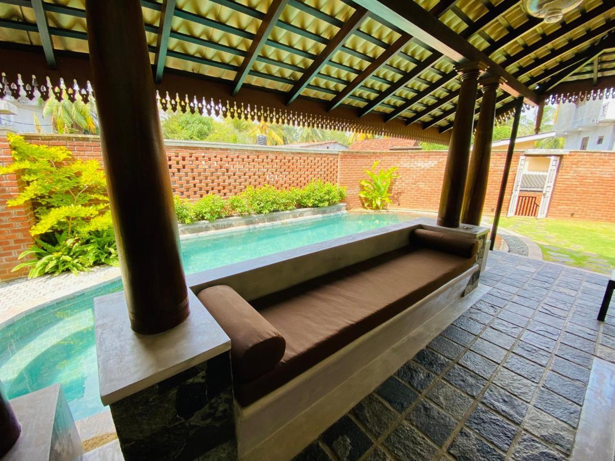 Thaprobana Villa Tangalle - Private Villa Exterior photo