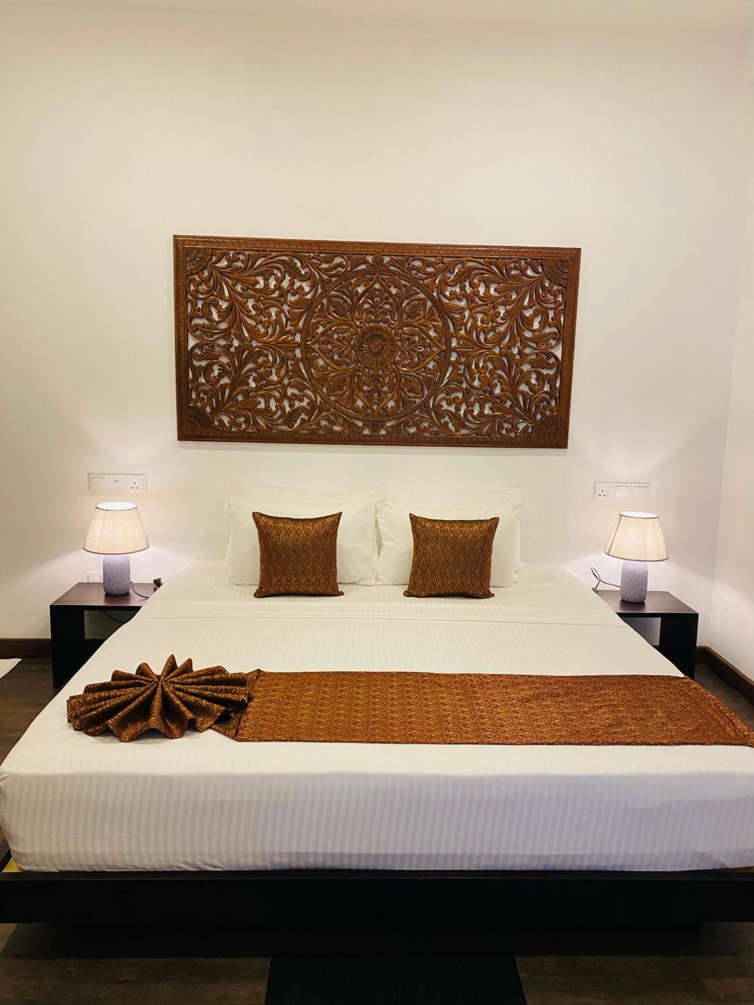 Thaprobana Villa Tangalle - Private Villa Exterior photo